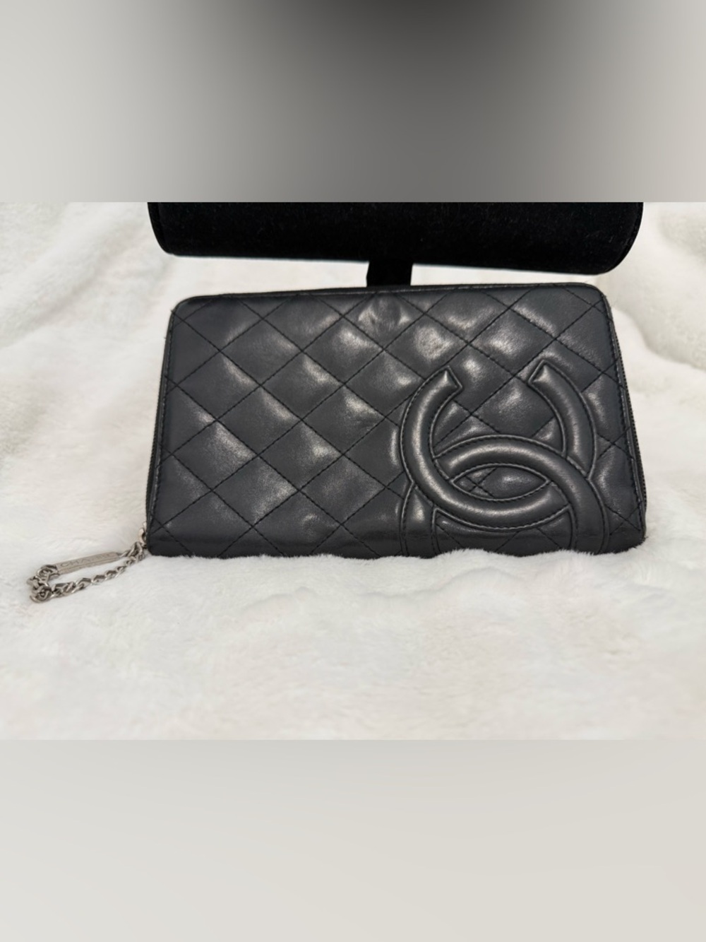 Black Quilted Leather Wallet with Interlocking CC Detail